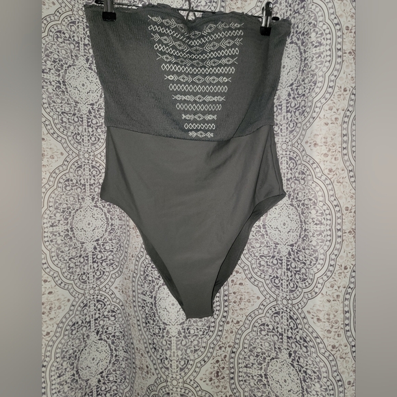 Strapless One Piece Swimsuit - Picture 1 of 3